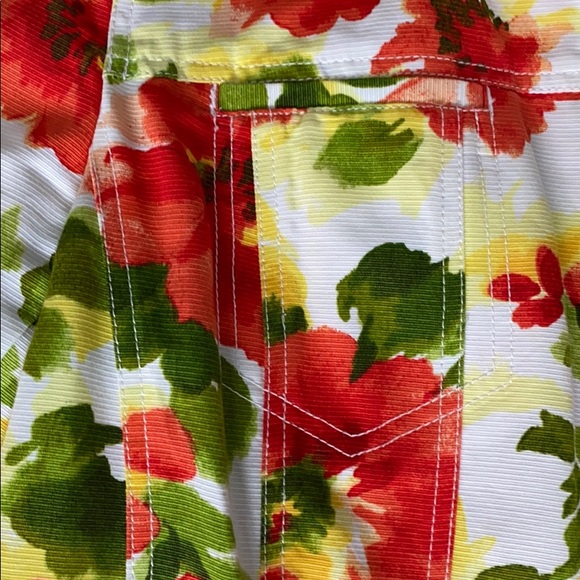 Flower Patterned Jacket - Picture 3 of 4